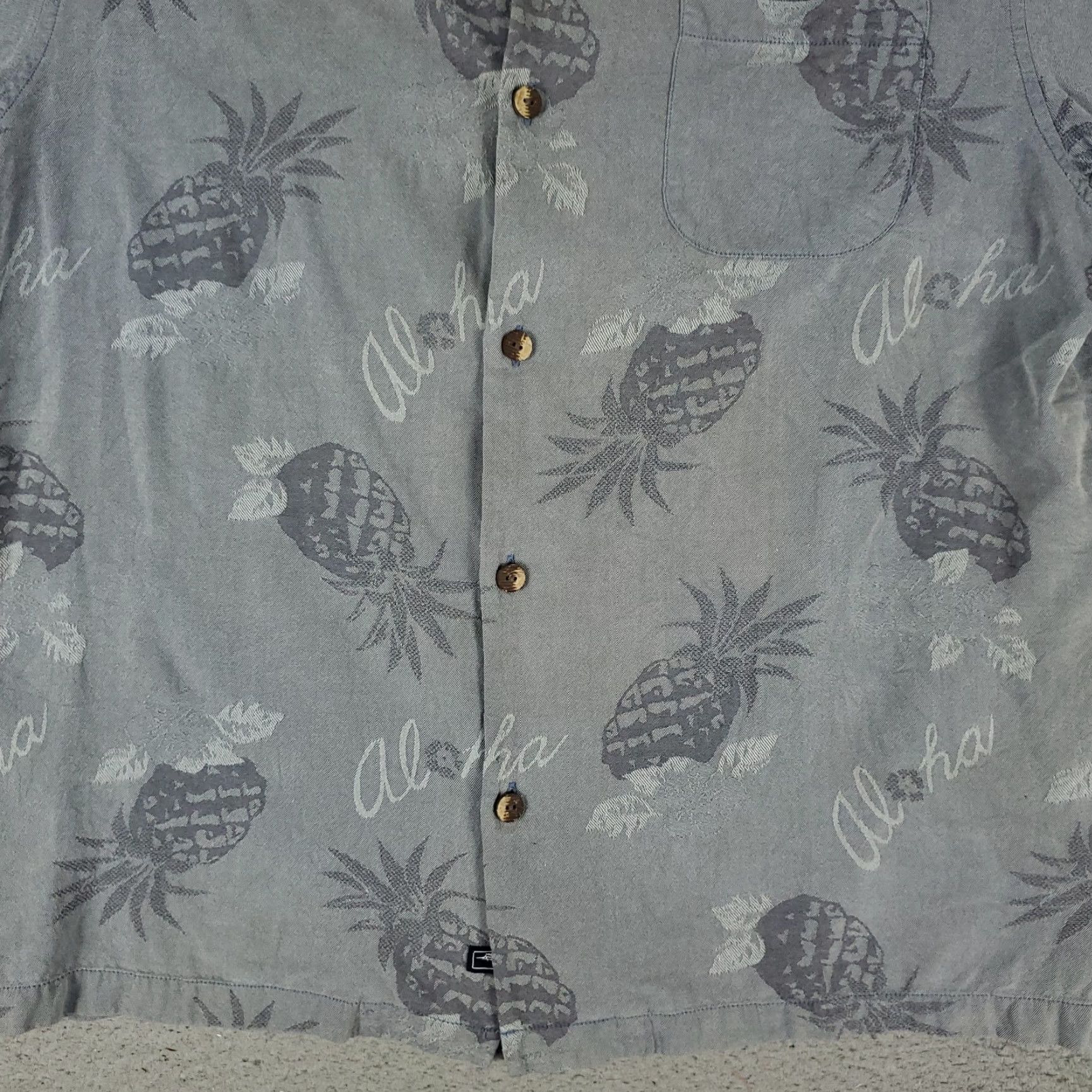 Tommy Bahama Tommy Bahama Shirt Mens L Gray/Blue Silk Blend Hawaiian Button Up Dress Casual Workwear Button-Up Collared Short Sleeve Navy Blue Size US L / EU 52-54 / 3 - 3 Thumbnail