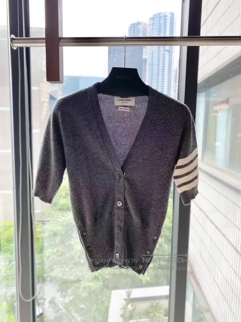 Thom Browne Thom Browne Cashmere short-sleeve cardigan Size S / US 4 / IT 40 - 1 Thumbnail