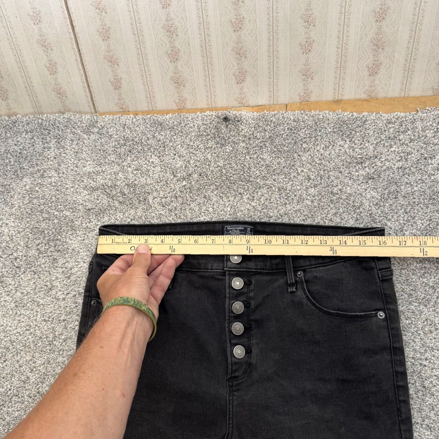 Abercrombie & Fitch Abercrombie & Fitch Jeans Womens 32 14S Black High Rise Button Fly Ankle Raw Hem Slim Skinny Size 24" / US 00 / IT 34 - 2 Thumbnail