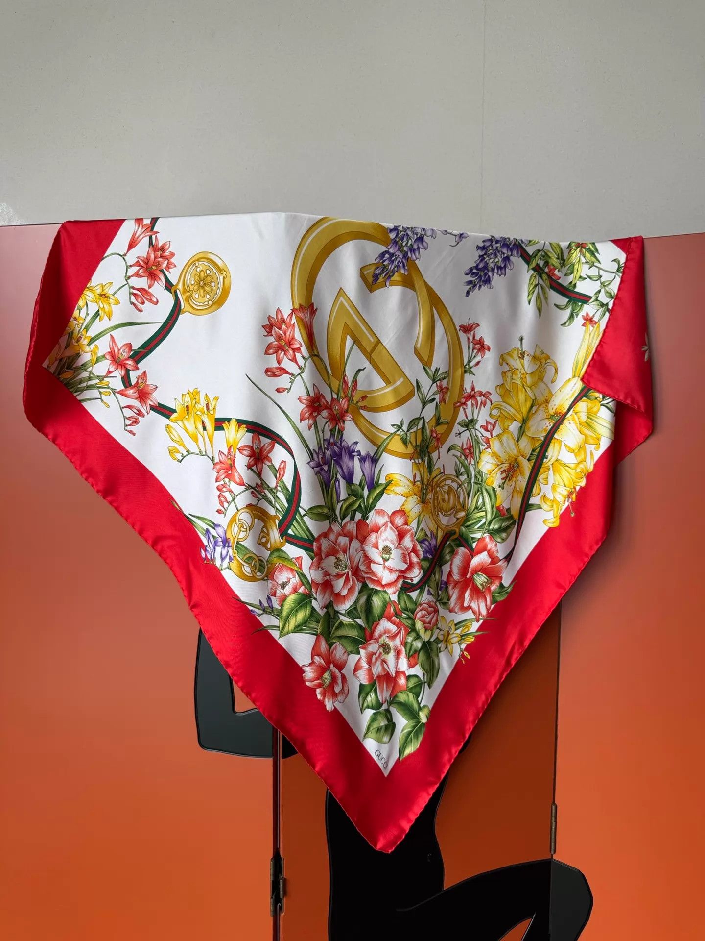 Gucci Gucci Vintage GG Floral 90cm Scarf Golden Double G Size ONE SIZE - 2 Thumbnail