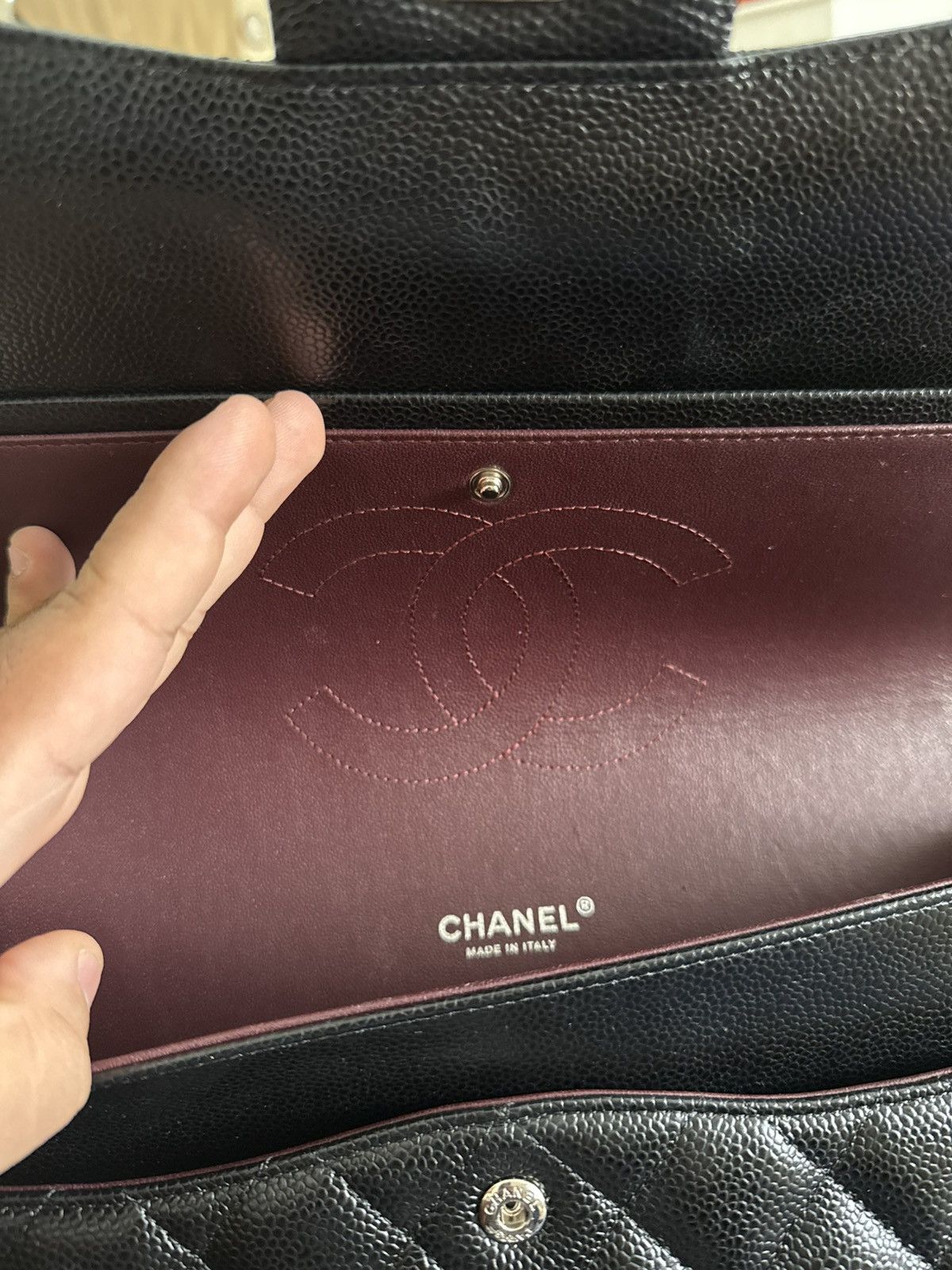 Chanel Chanel Classic Maxi Flap Bag Caviar Leather Size ONE SIZE - 9 Thumbnail