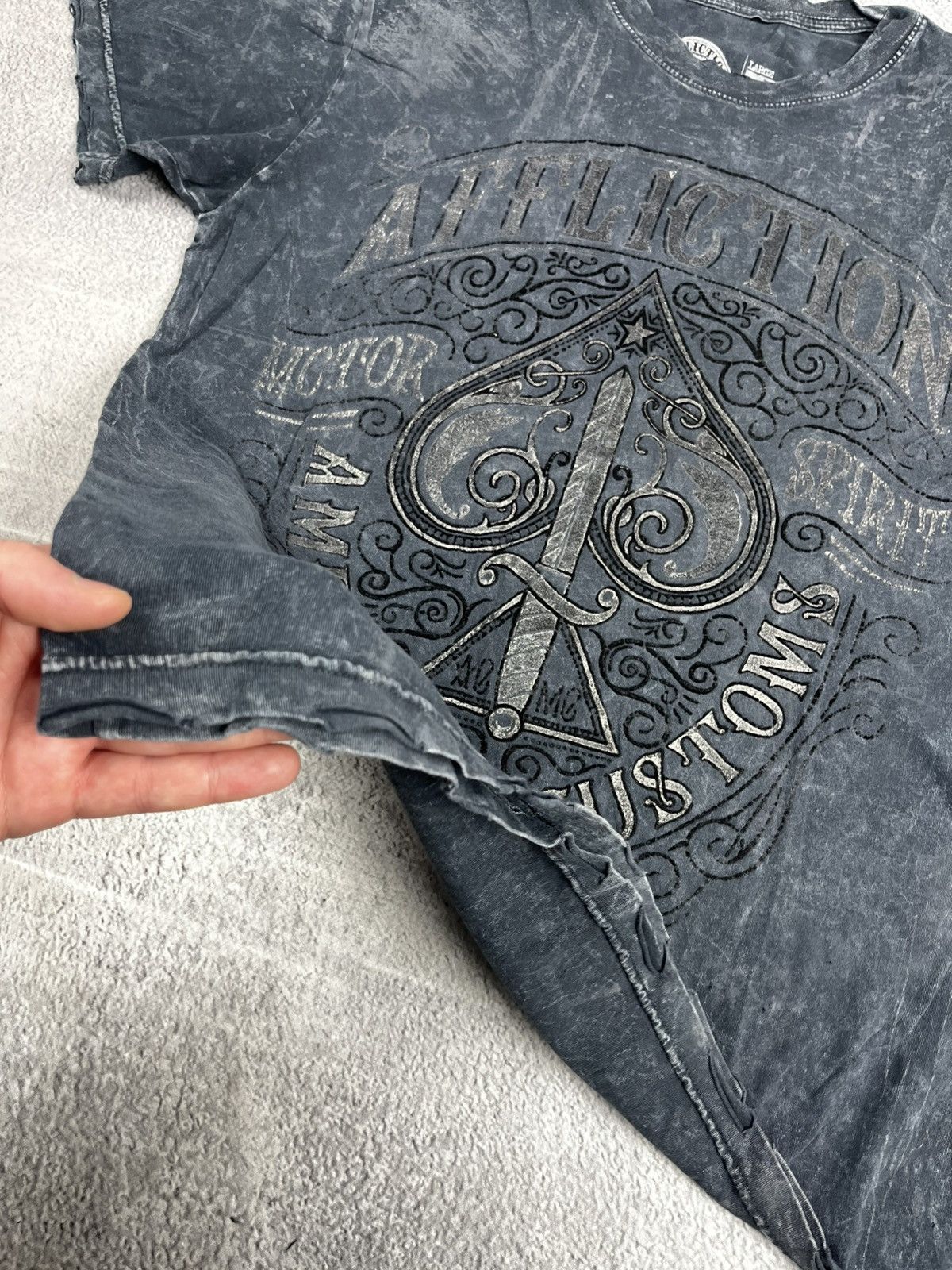Vintage AFFLICTION MENS DEATH SPADE SS T-SHIRT Size US L / EU 52-54 / 3 - 6 Thumbnail