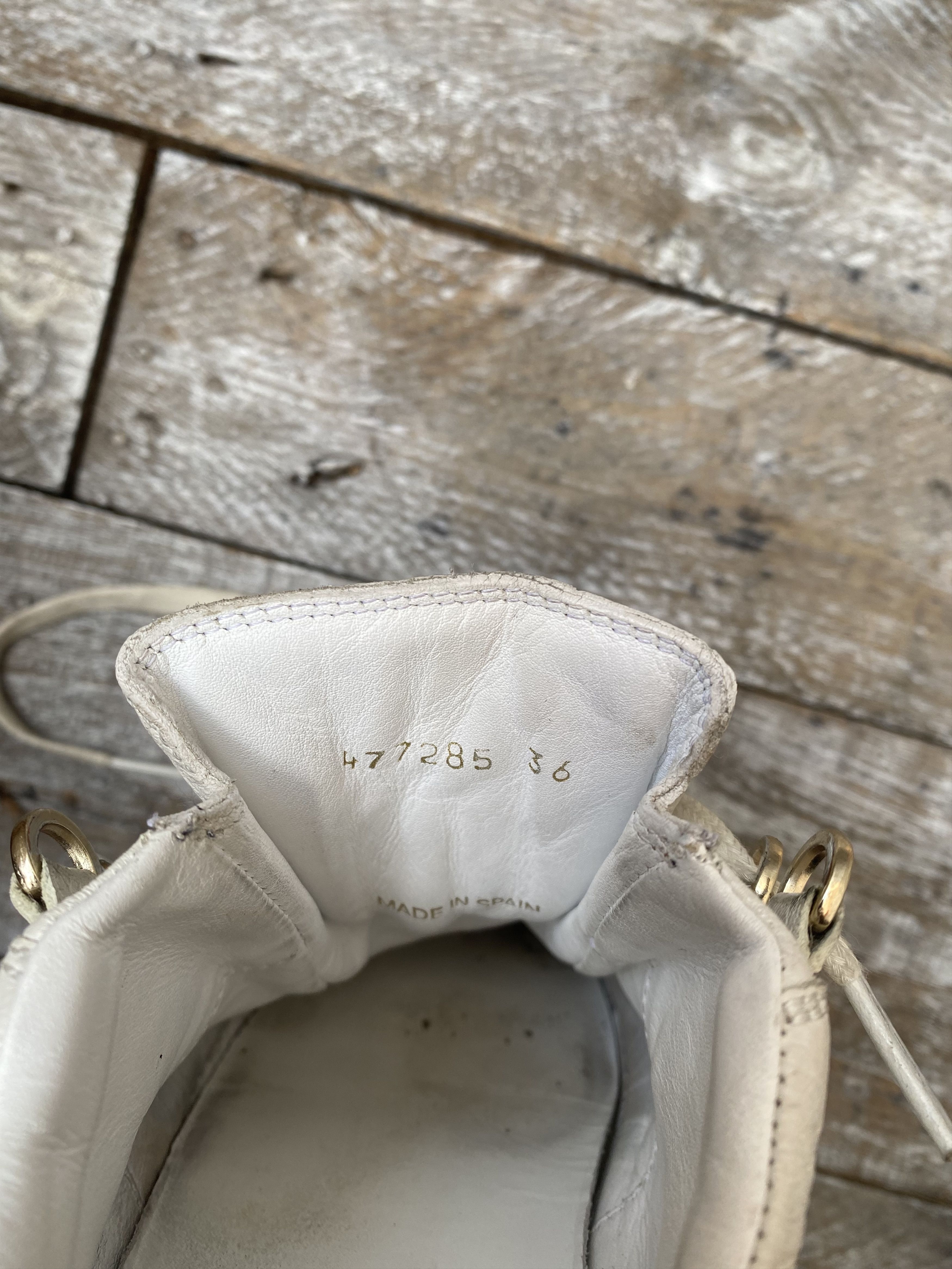 Balenciaga Balenciaga arena white low-top sneakers sz 36 Size US 6 / IT 36 - 17 Thumbnail