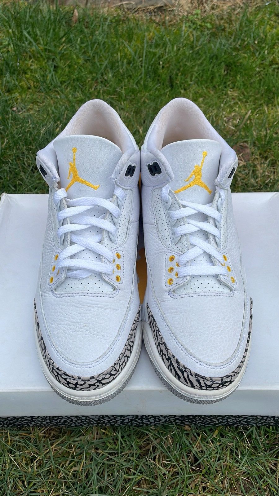 Jordan Brand × Nike 10W/8.5M - Air Jordan 3 Retro Laser Orange Size Size US 8.5 / EU 41-42 - 3 Thumbnail