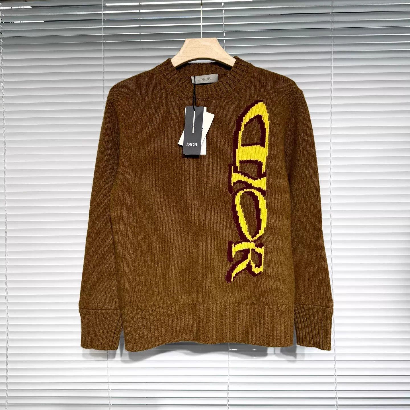 Dior DIOR x LH Knit Sweater Intarsia Wool-Cash Stripe Collar Brown S Size US S / EU 44-46 / 1 - 1 Thumbnail