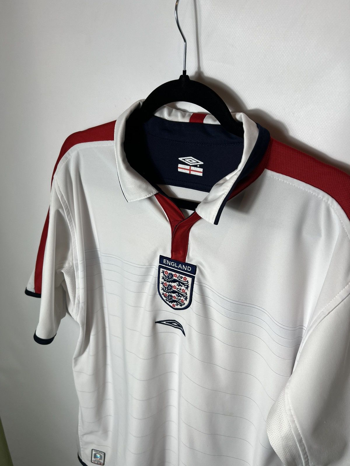 Umbro ENGLAND 2003 2004 REVERSIBLE FOOTBALL SOCCER JERSEY UMBRO Size US L / EU 52-54 / 3 - 13 Thumbnail