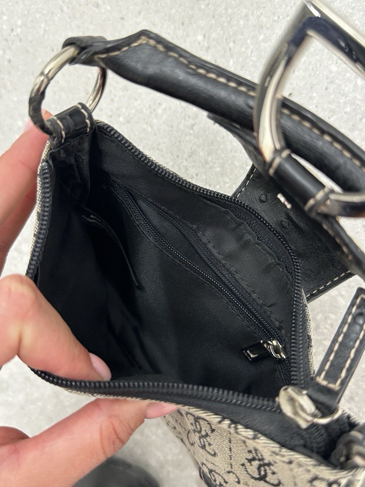 Guess Guess Vintage Mini Hand Bag Monogram y2k Swag 90`s Size ONE SIZE - 13 Thumbnail