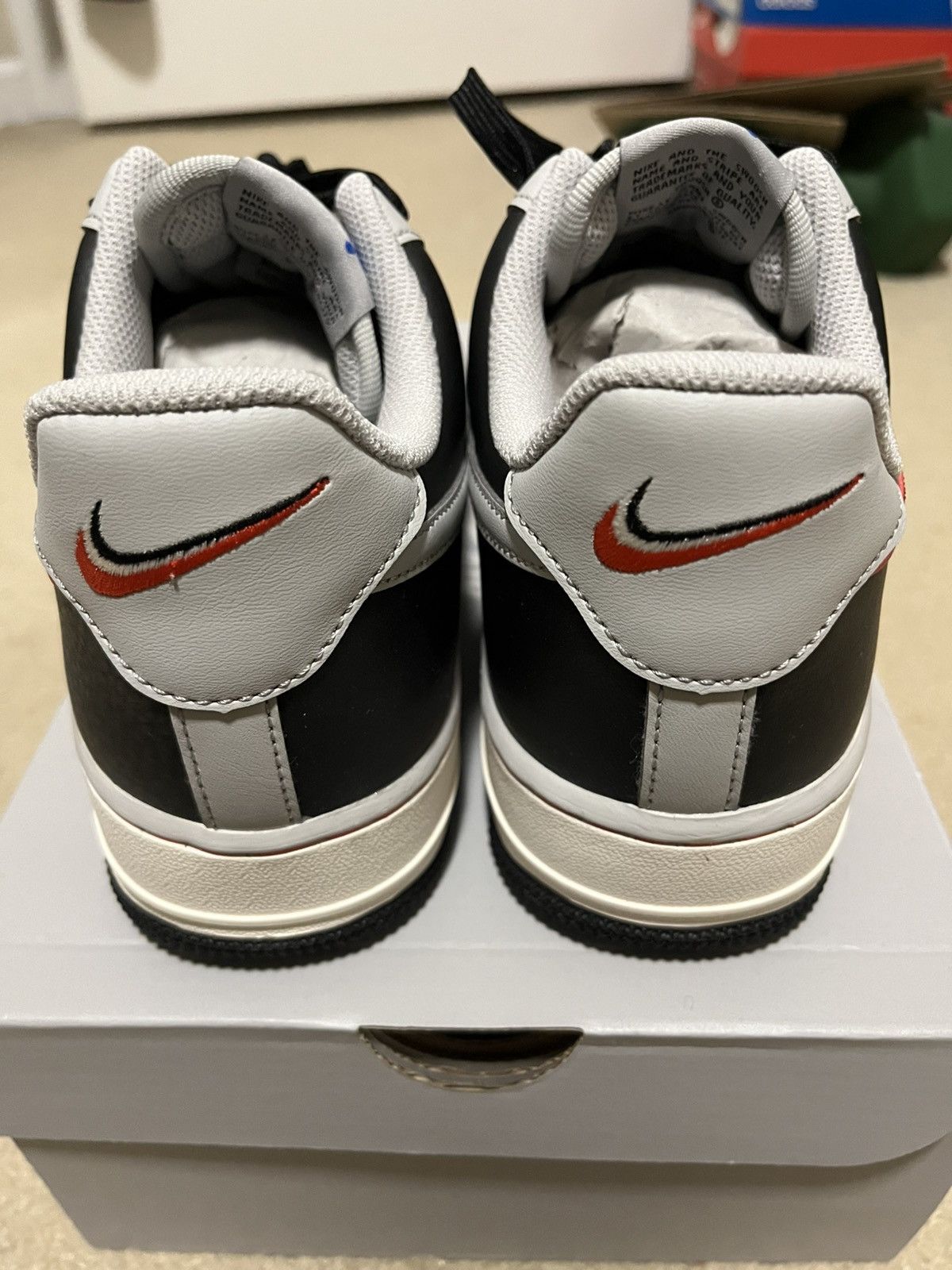 Nike Nike Air Force 1 75th anniversary Size US 8 / EU 41 - 4 Thumbnail