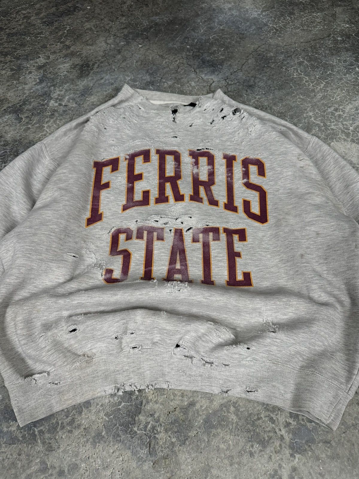 Vintage Perfect Thrashed Ferris State Crewneck Size US XL / EU 56 / 4 - 5 Thumbnail