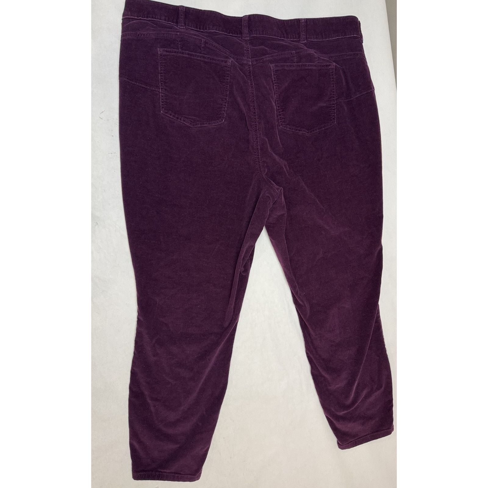 Other Torrid Bombshell Skinny Corduroy Pants 46" * 29" 28T Size 42" / US 20 - 2 Thumbnail