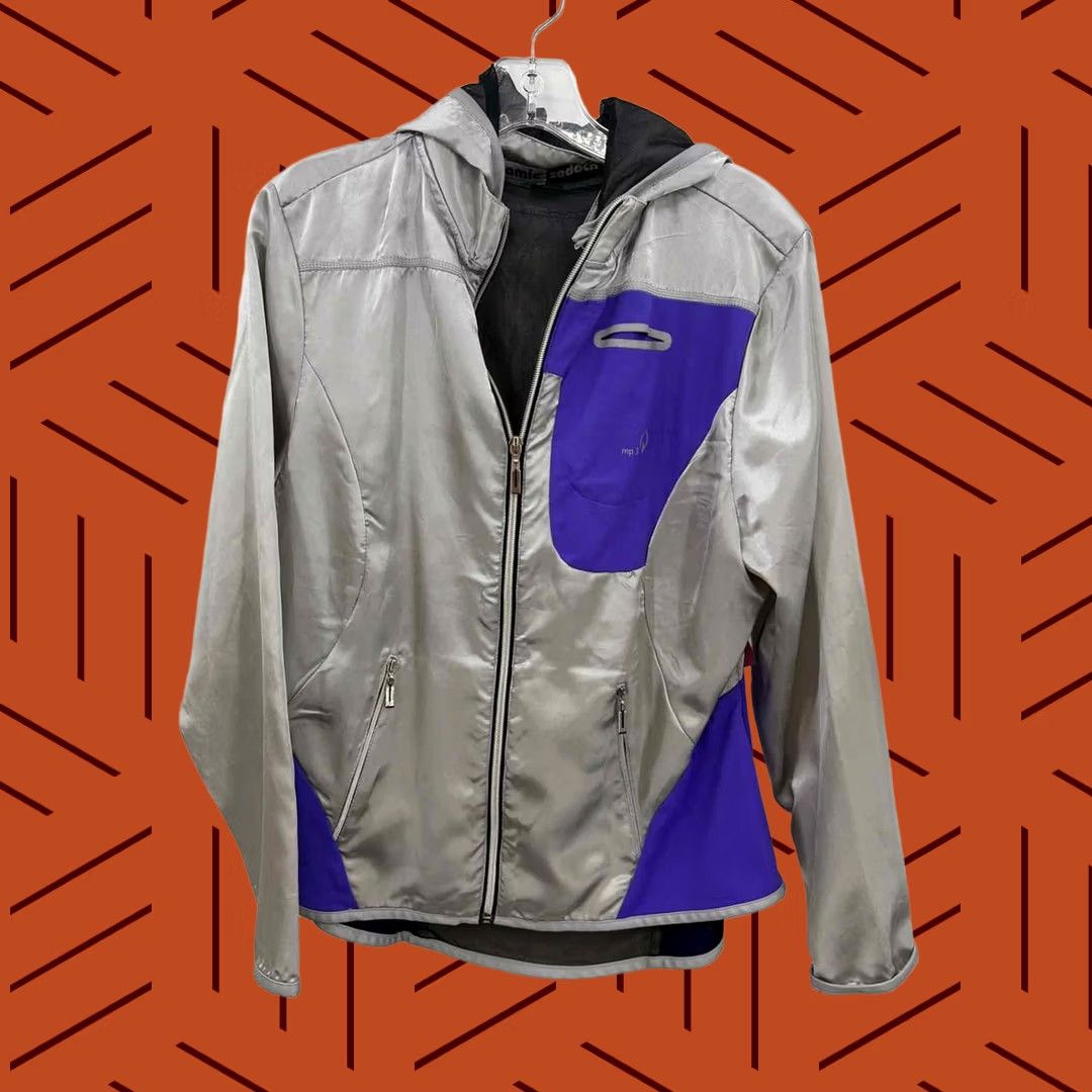 Vintage VINTAGE Pre-Owned Jamie Sadock Silver Size Medium Hooded Zip Up Jacket Size M / US 6-8 / IT 42-44 - 1 Thumbnail