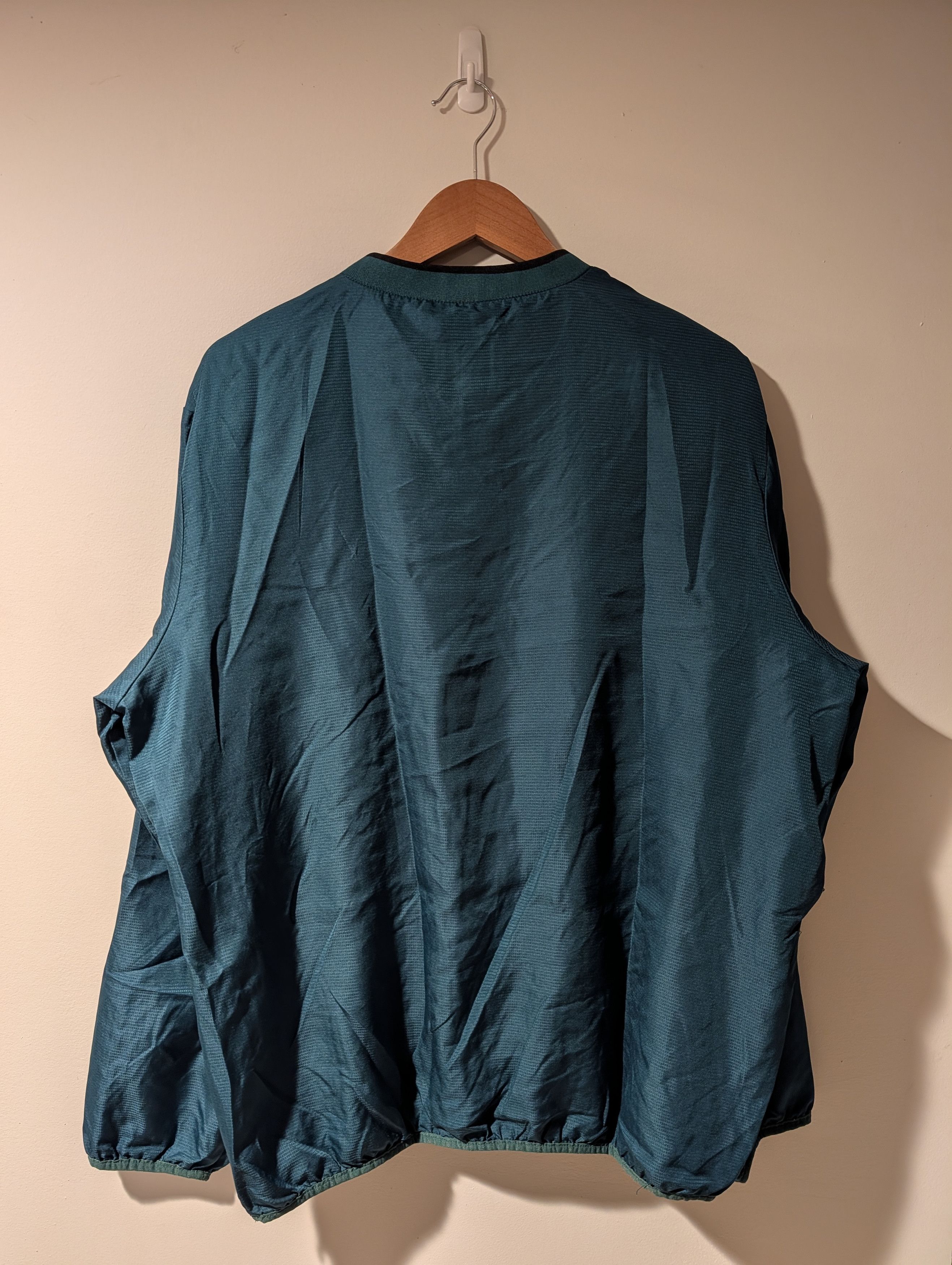 NFL Philadelphia Eagles NFL Vintage V-Neck Windbreaker Jacket Size US L / EU 52-54 / 3 - 5 Thumbnail