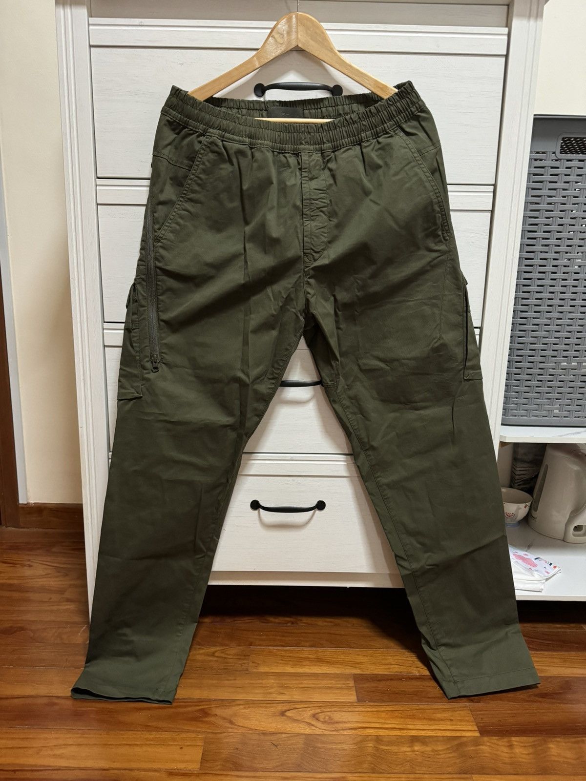 Stone Island Stone Island ghost piece cargo pants (7215310f2 Stone Island Stone Island ghost piece cargo pants (7215310f2