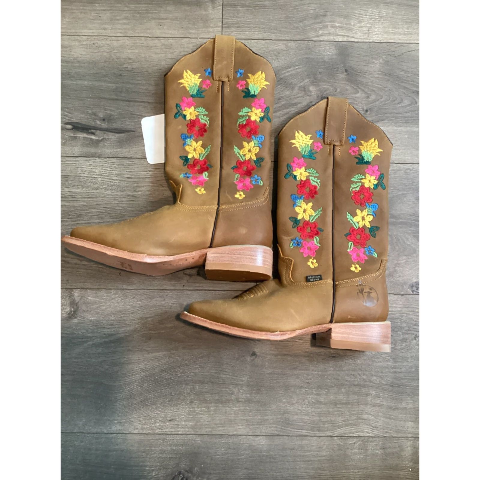 Vintage WOMEN'S Reyme Cowgirl Boots Flower Square Toe Smooth Leather Size 7 1/2 Casual Dress Mid-Calf M Crazy Tan Mens? Wait. Size US 7 / IT 37 - 4 Thumbnail