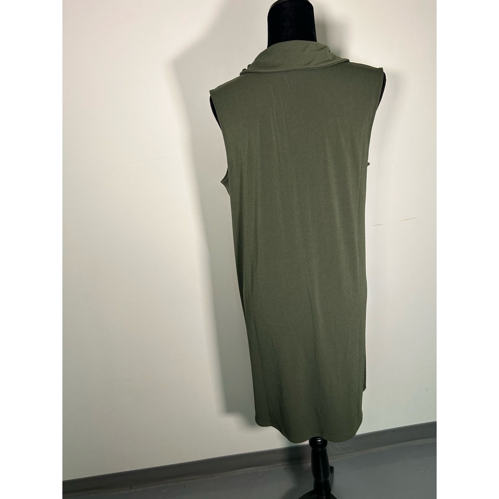 Banana Republic Banana Republic Womens Size L Olive Green Shift Dress Size L / US 10 / IT 46 - 2 Thumbnail