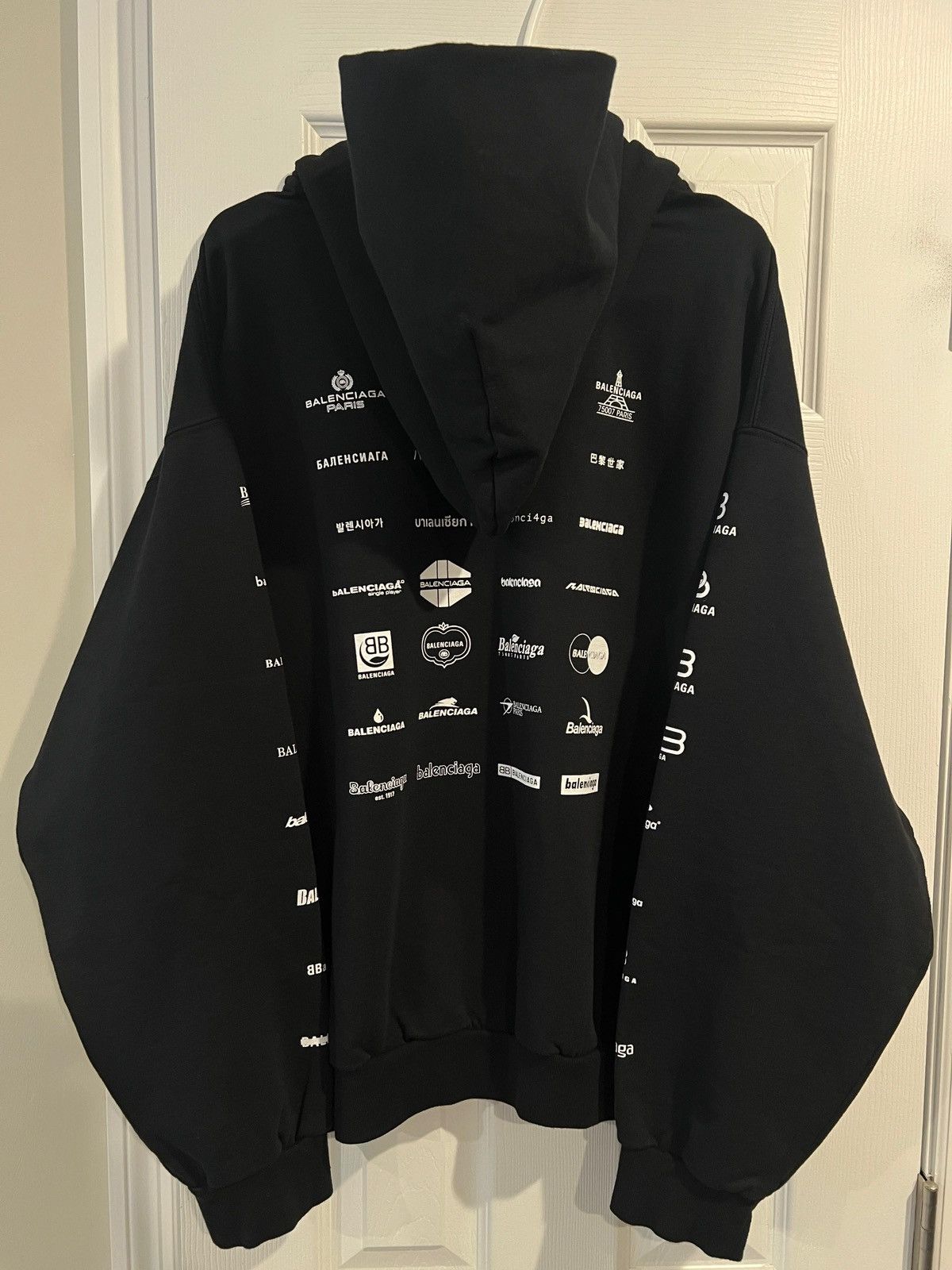Balenciaga Balenciaga Monogram Logo Hoodie Size US XS / EU 42 / 0 - 2 Thumbnail
