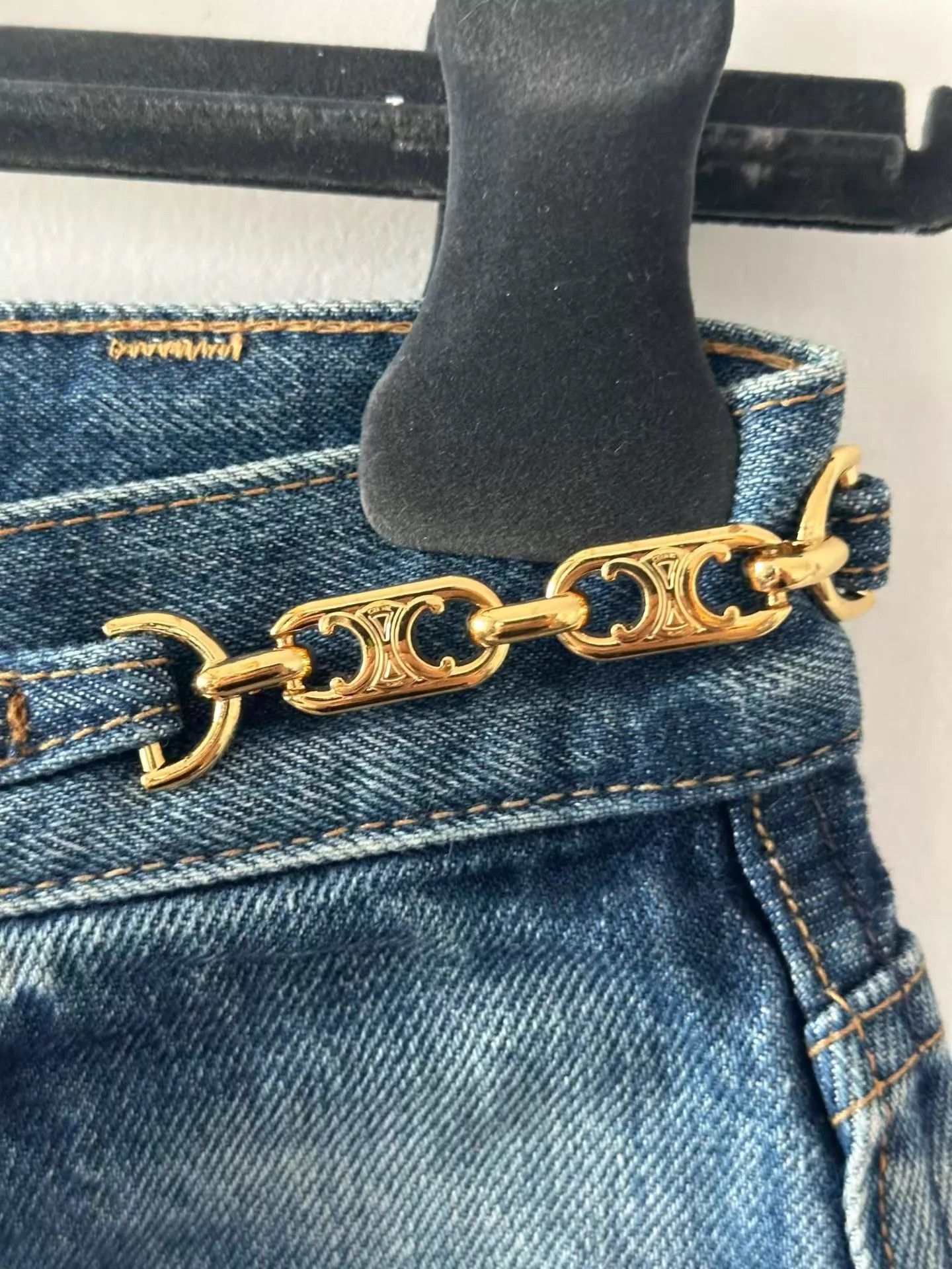 Celine CELINE Triomphe Jeans 26 (98 new) Size 26" / US 2 / IT 38 - 3 Thumbnail