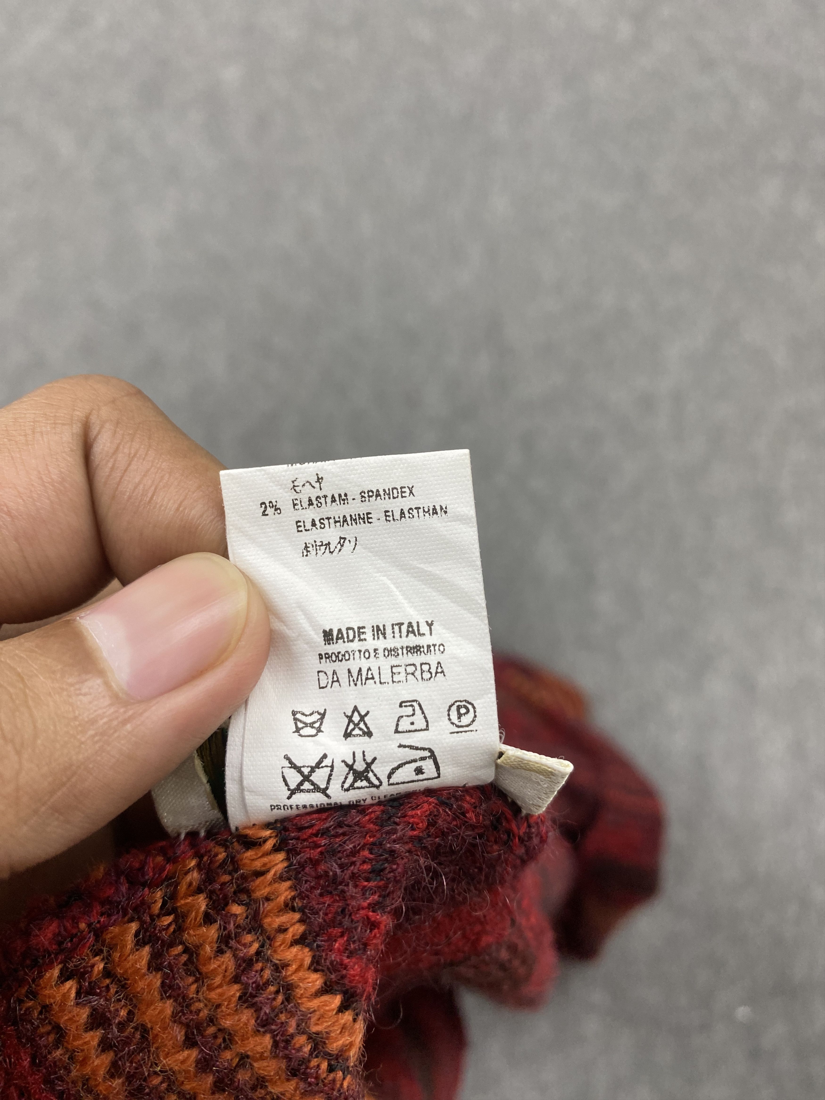 ミッソーニ (MISSONI)　モヘア入りウールの暖かいケープ・マフラー MISSONI ミッソーニ マフラー ストール メンズ ブランド