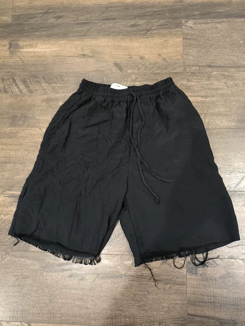 Song For The Mute Song For The Mute dark pleated silk short Size US 32 / EU 48 - 1 Thumbnail