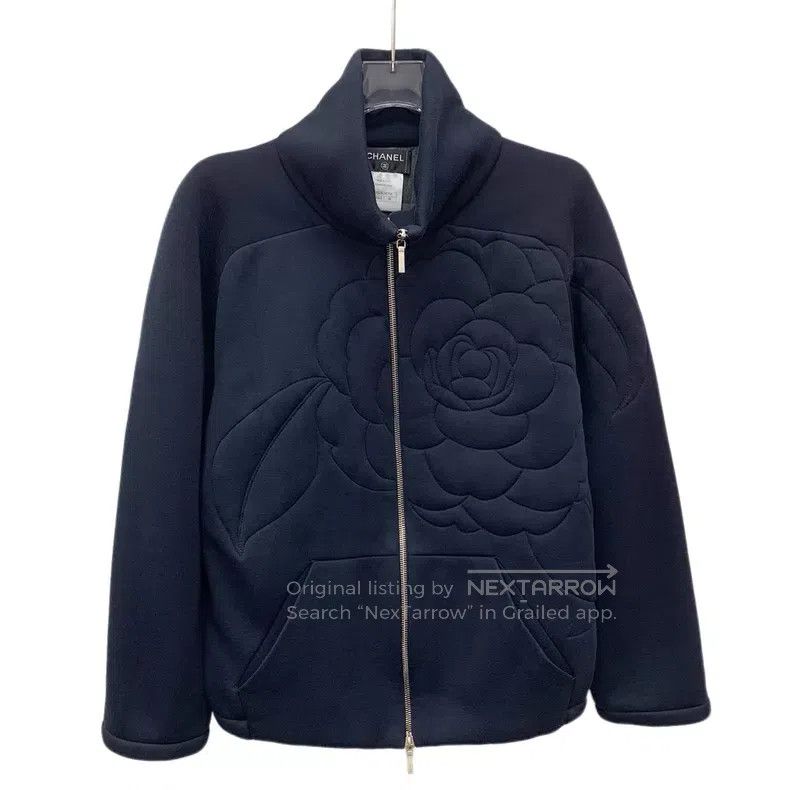 Chanel Chanel Dark blue camellia embossed stand-up collar zipper Size XS / US 0-2 / IT 36-38 - 1 Thumbnail