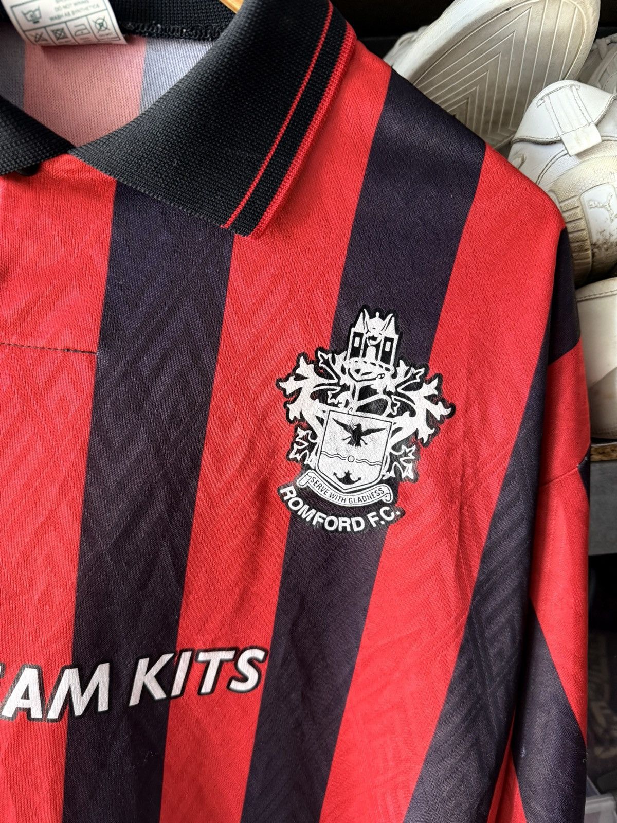 Sports Specialties ROMFORD F.C VINTAGE 1992-95 #7 MATCH WORN LONG SLEEVE RARE Size US XL / EU 56 / 4 - 4 Thumbnail