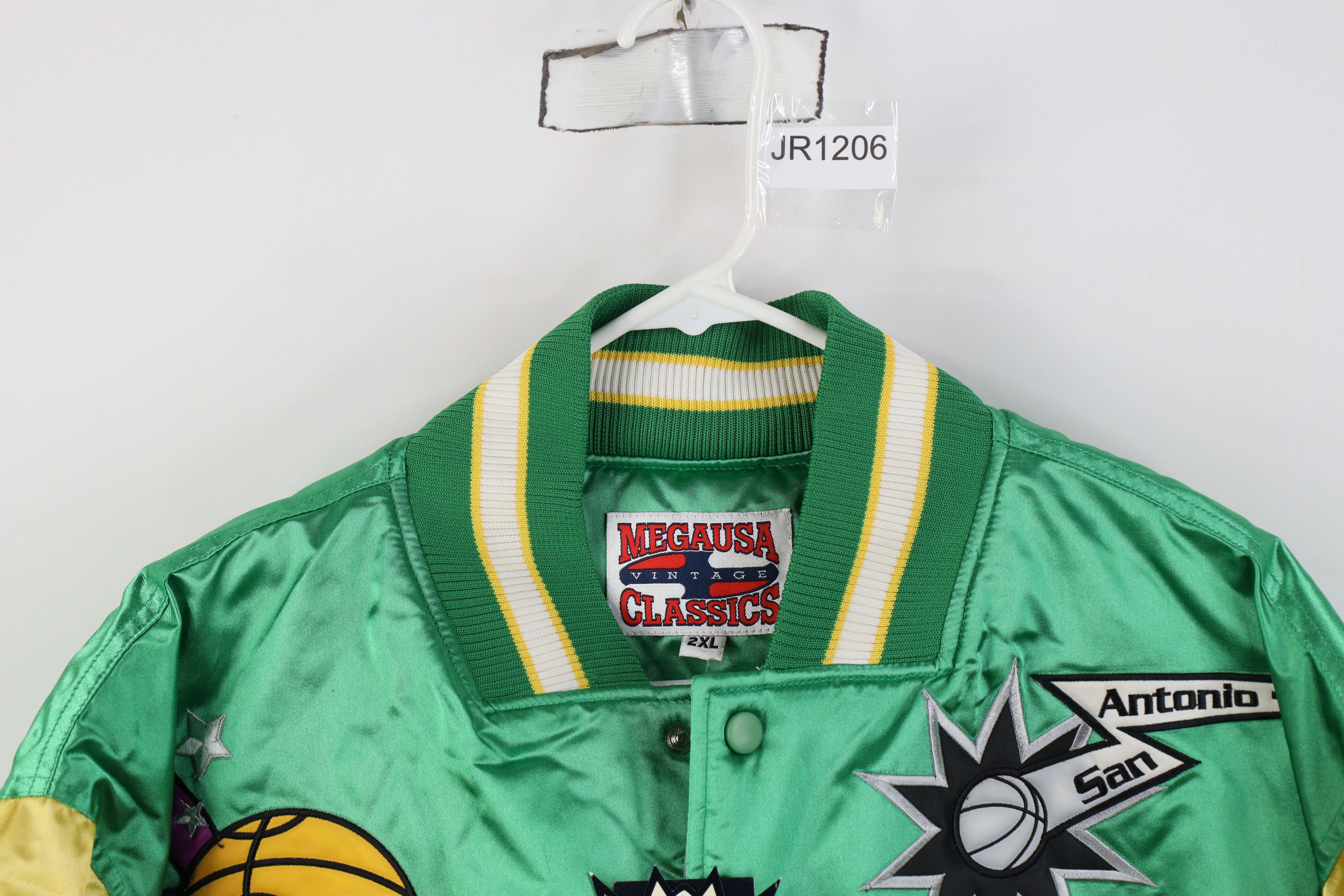 Vintage Deadstock Vintage 90s Y2K Basketball Satin Bomber Jacket Size US XXL / EU 58 / 5 - 2 Thumbnail