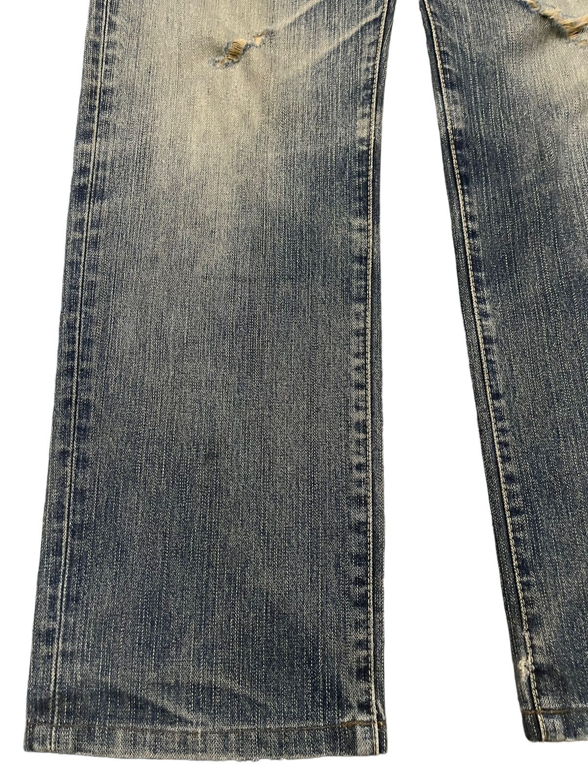 Wrangler Vintage 90s Wrangler Blue Wash Distress Style Baggy Jeans Size US 32 / EU 48 - 5 Thumbnail