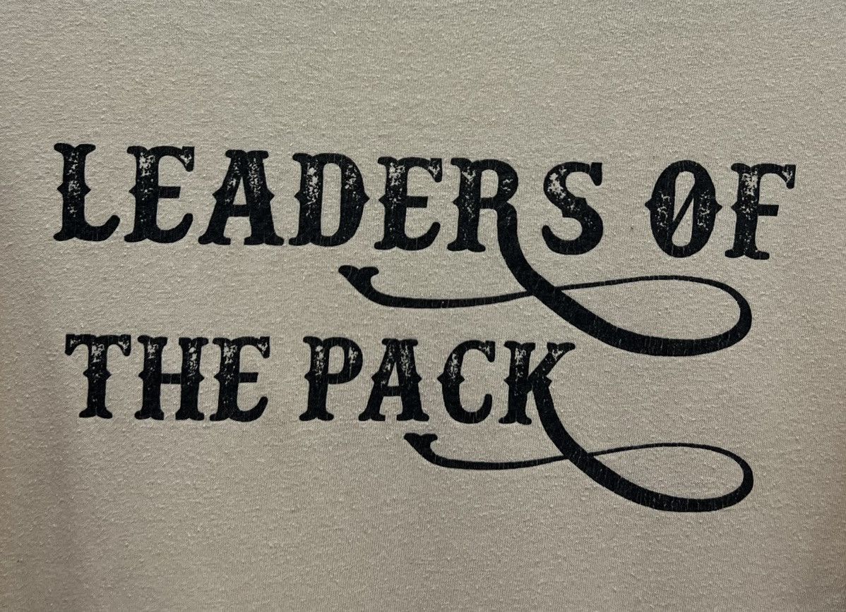 Gildan × Vintage VINTAGE GILDAN PRIOR’S PACK LEADERS OF THE PACK SHIRT Size US M / EU 48-50 / 2 - 4 Thumbnail