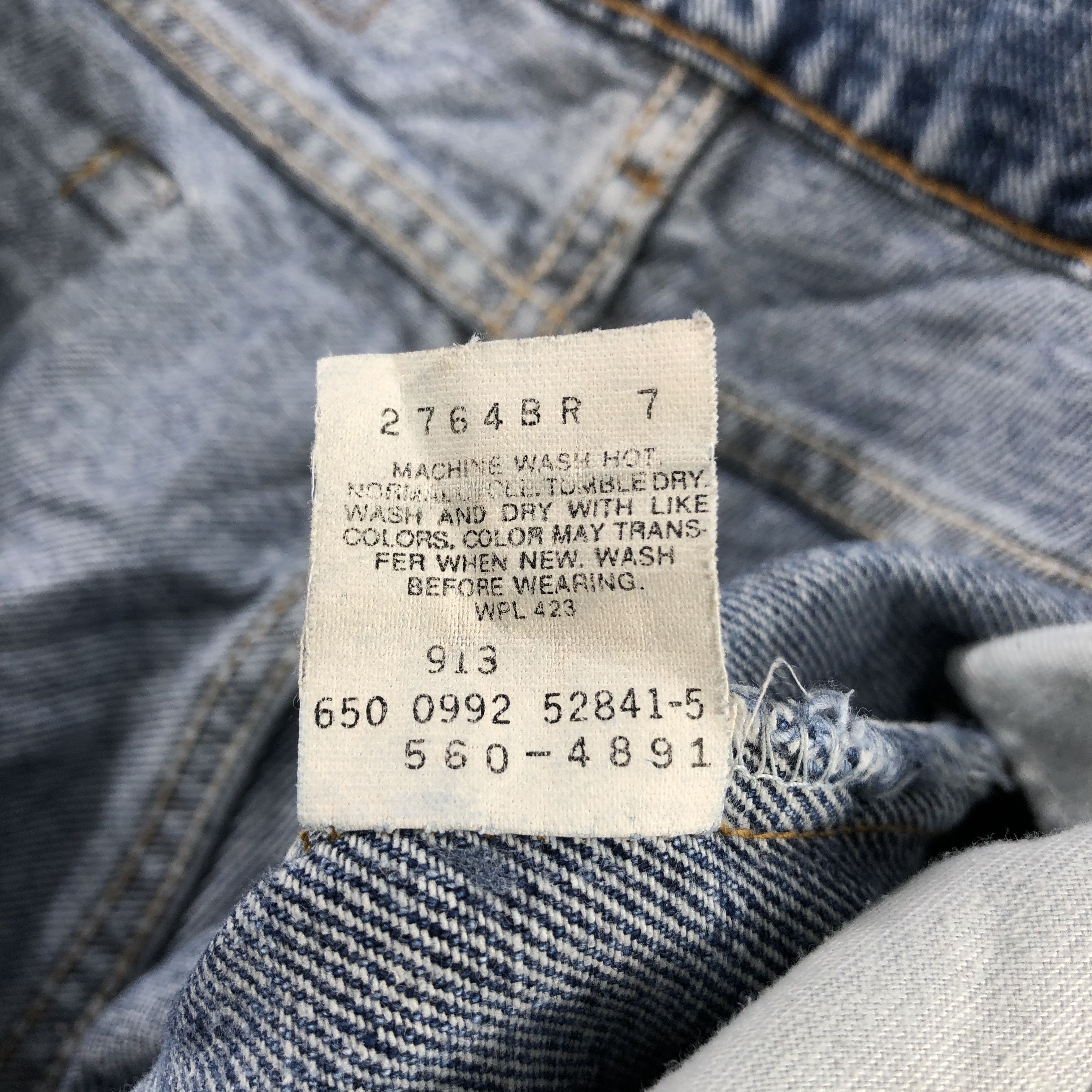 Levi's Vintage 90s Levi's 560 Jeans Medium Wash Denim KJ1015 Size US 36 / EU 52 - 11 Thumbnail
