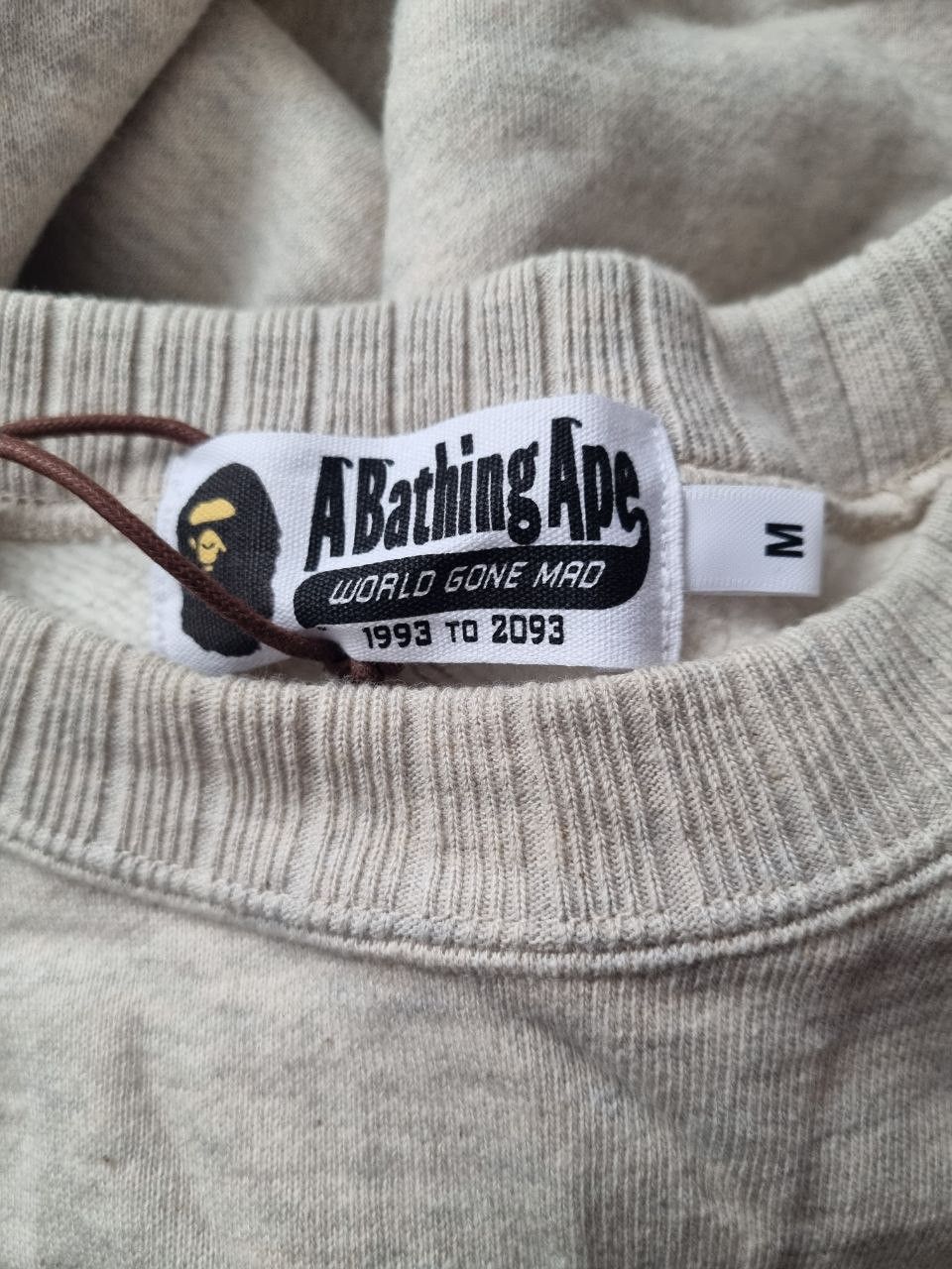 Bape BAPE College Crewneck Ivory Size US M / EU 48-50 / 2 - 3 Thumbnail