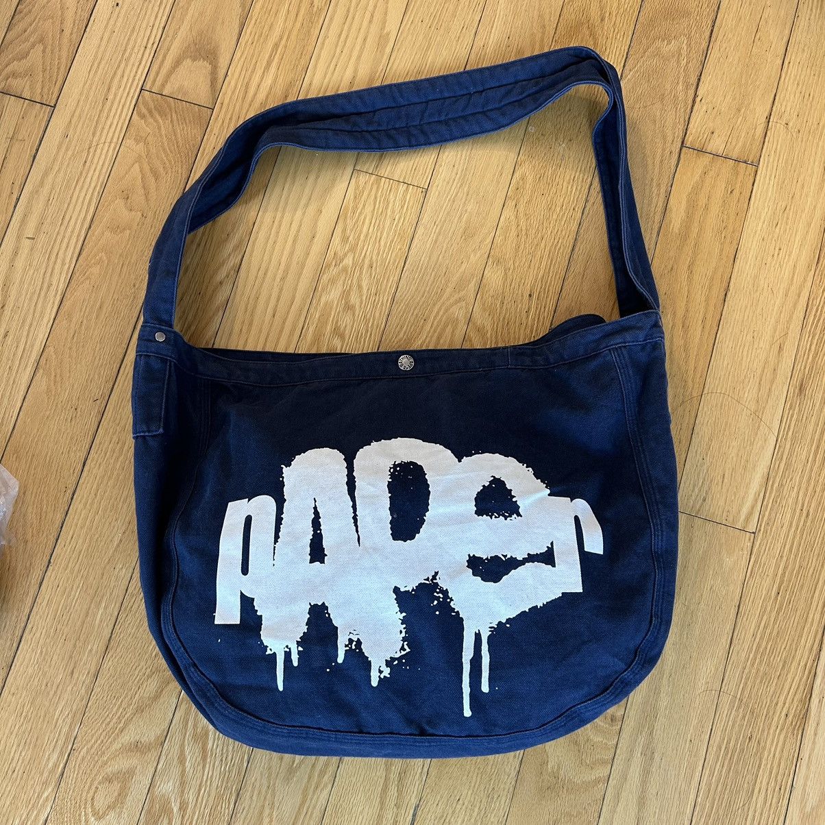 Bape Bape Cotton Messanger Bag STASH Logo Navy Size ONE SIZE - 1 Thumbnail