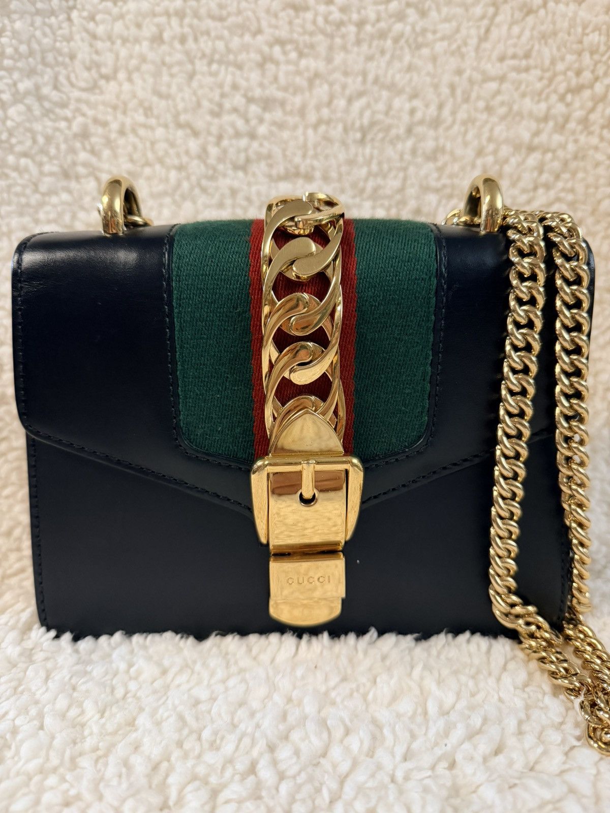Gucci Gucci Sylvie Mini Size ONE SIZE - 1 Thumbnail