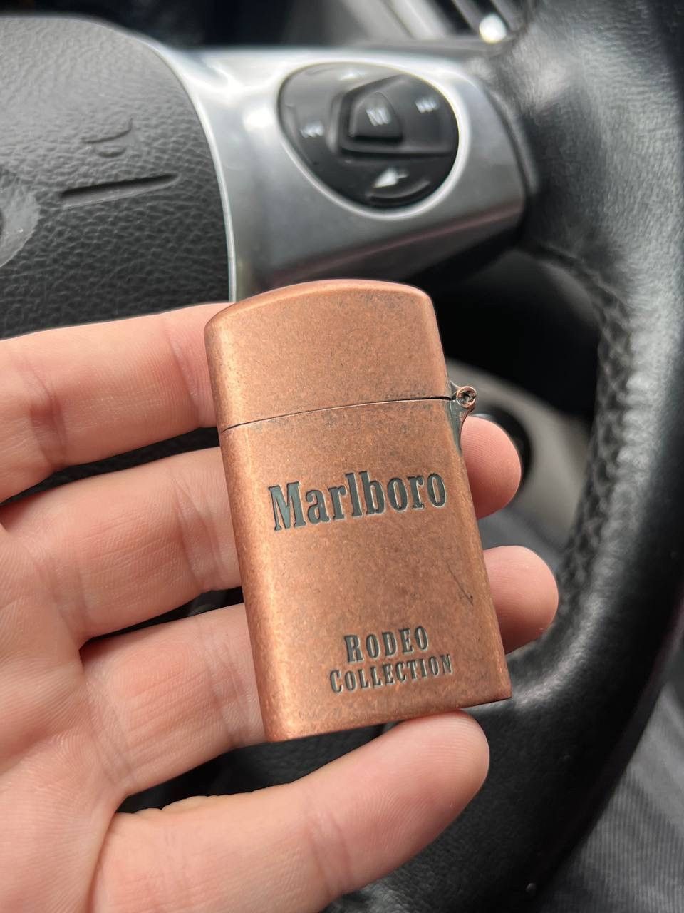 Marlboro Vintage Marlboro lighter 1990 bull rodeo cowboy like zippo Size ONE SIZE - 1 Thumbnail