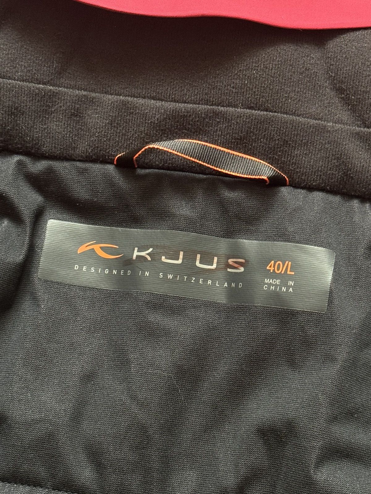 KJUS Kjus L Ladies light speed jacket down hooded puffer outdoor Size L / US 10 / IT 46 - 13 Thumbnail