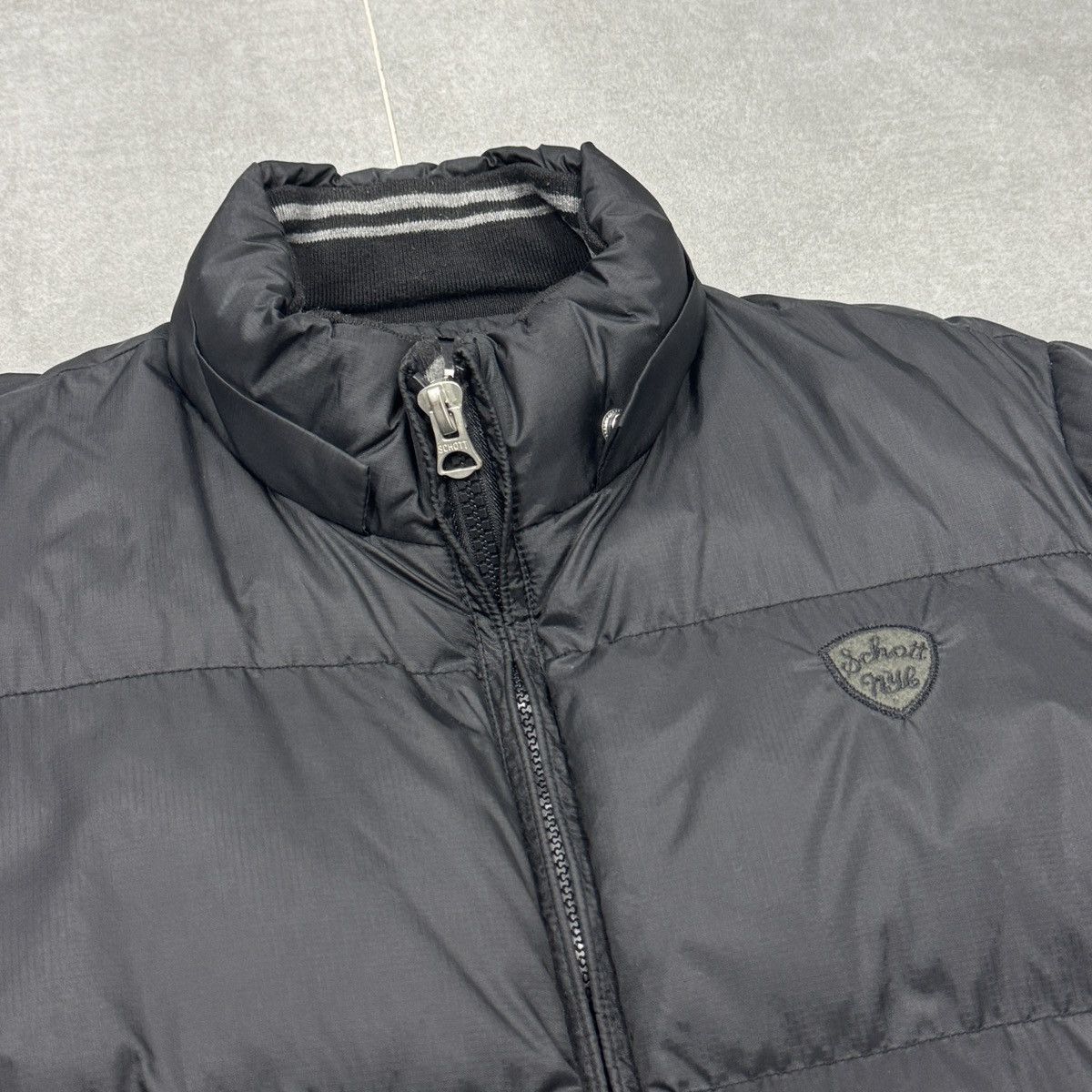 Schott Vintage Schott Nylon Embroidered Logo Bomber Jacket Women Size L / US 10 / IT 46 - 11 Thumbnail
