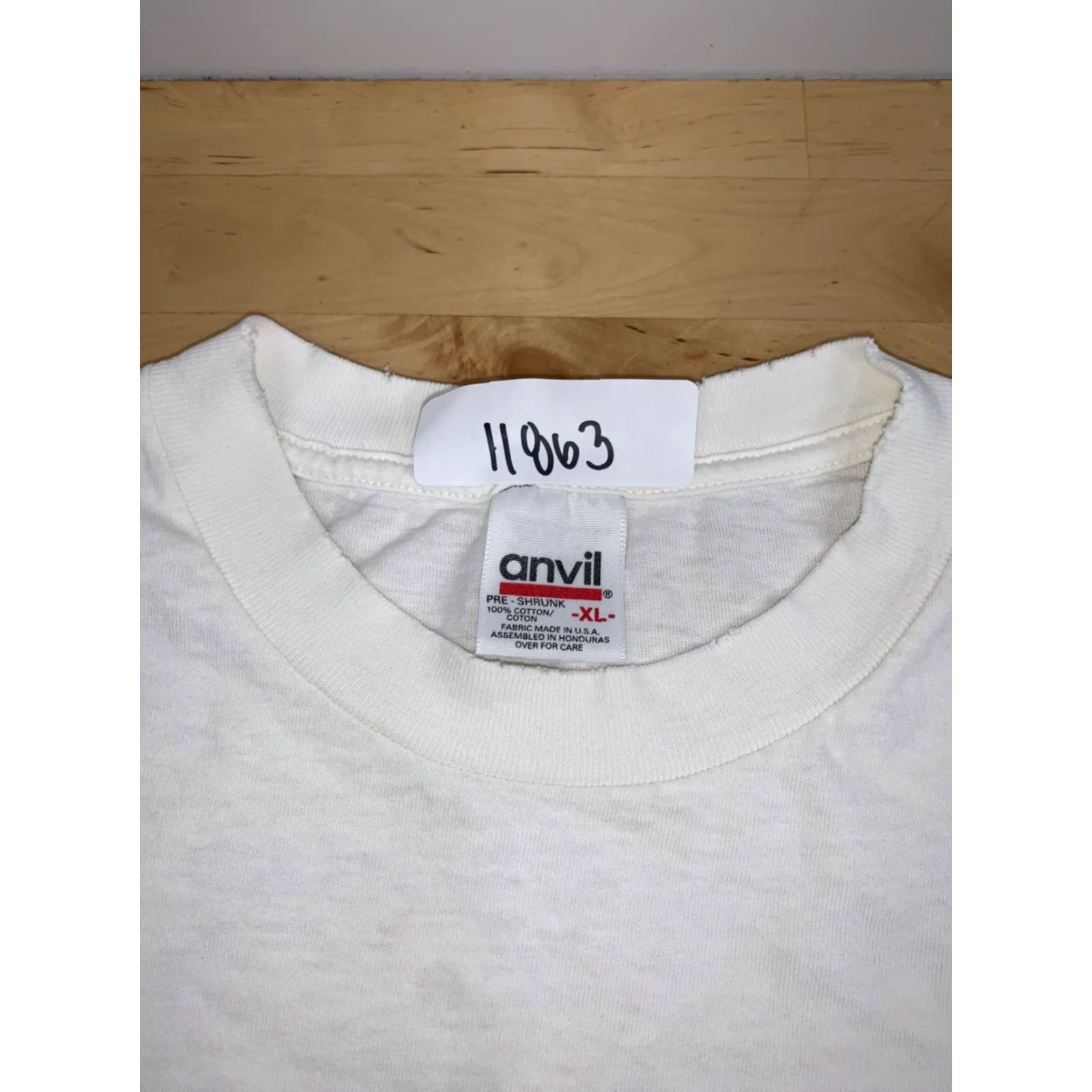 Anvil VINTAGE War Dogs Documentary Shirt Mens XL White 90s Anvil T-Shirt (Cotton) Size US XL / EU 56 / 4 - 3 Thumbnail