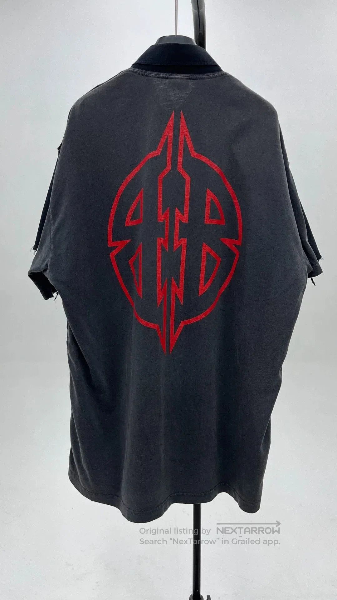Balenciaga Balenciaga Oversized Paneled Short Sleeve Shirt. Size US S / EU 44-46 / 1 - 1 Thumbnail