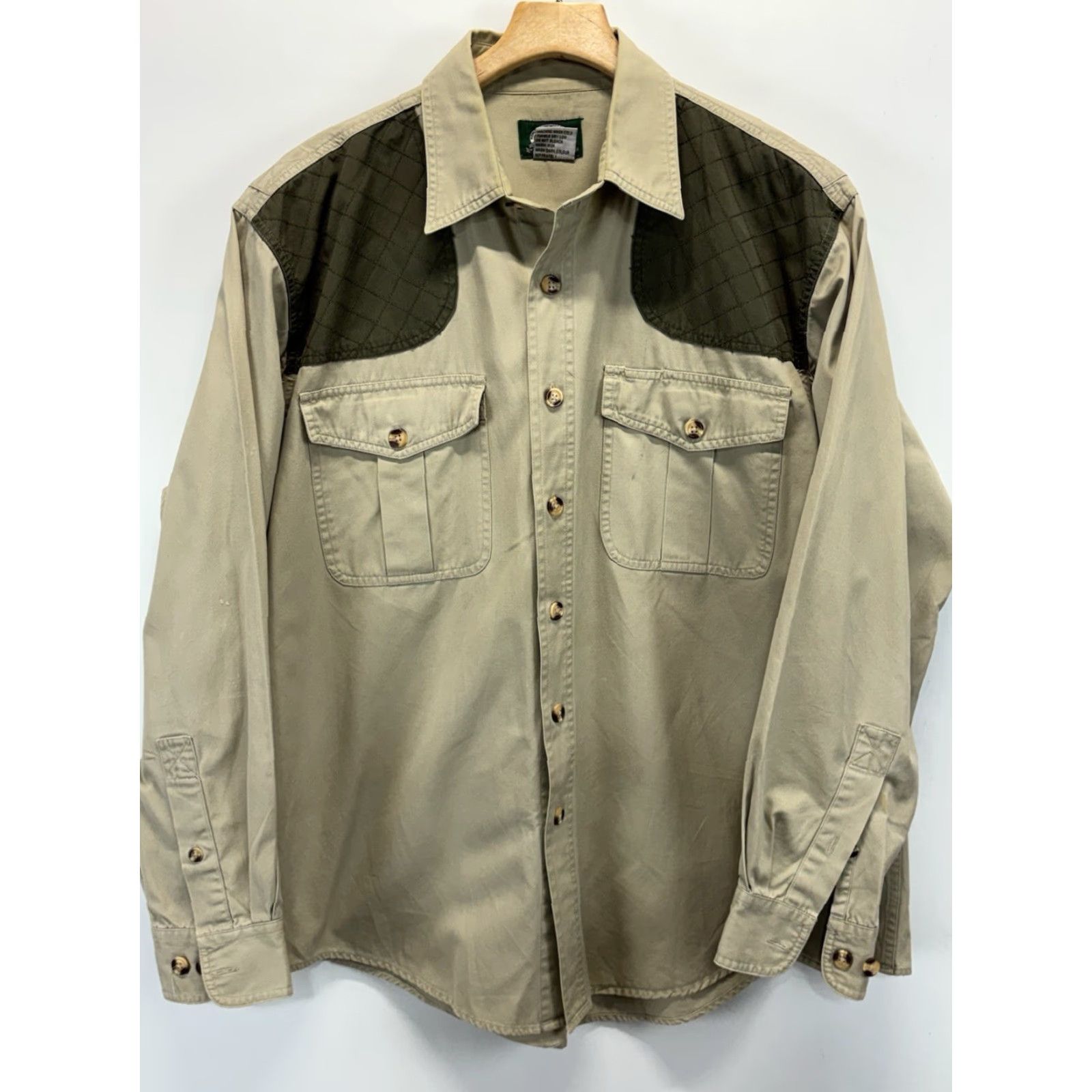 Vintage VINTAGE Cabela’s Shirt Men’s XL Tan Button-Up Shoulder Patches 2 Pocket READ 90s Outdoor Mens Size US XL / EU 56 / 4 - 2 Thumbnail