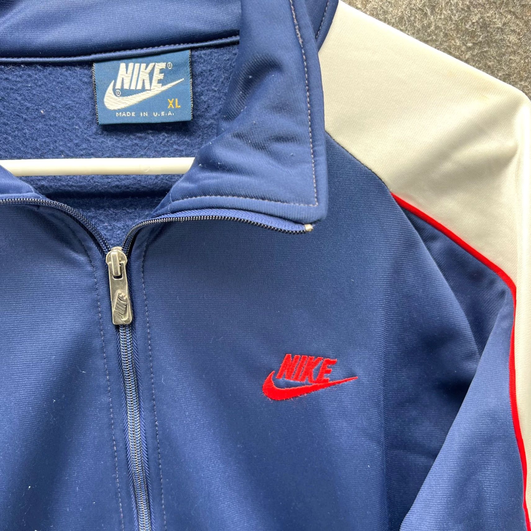Nike VINTAGE Nike Jacket Mens XL Blue Red Full Zip Track Windbreaker Y2K USA Size US XL / EU 56 / 4 - 7 Thumbnail