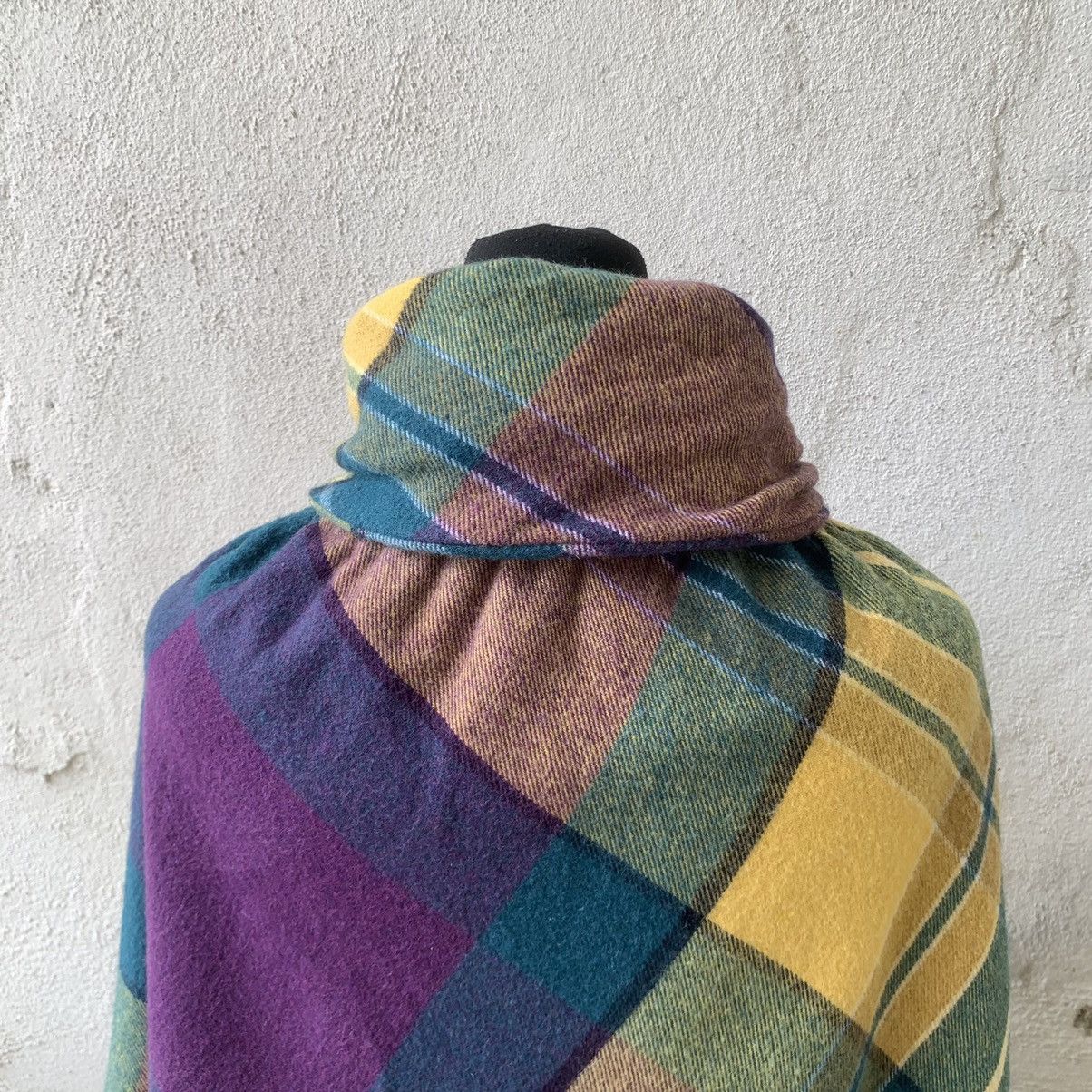 Vivienne Westwood Vivienne Westwood Archieves Tartan Ponchos/cape Size US L / EU 52-54 / 3 - 8 Thumbnail