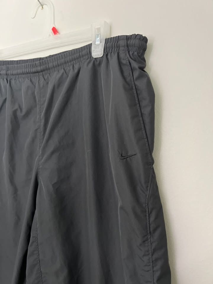 Nike Vintage Nike Y2K Classic Lined Pant Windbreaker Ankle Zip Size US 32 / EU 48 - 2 Thumbnail