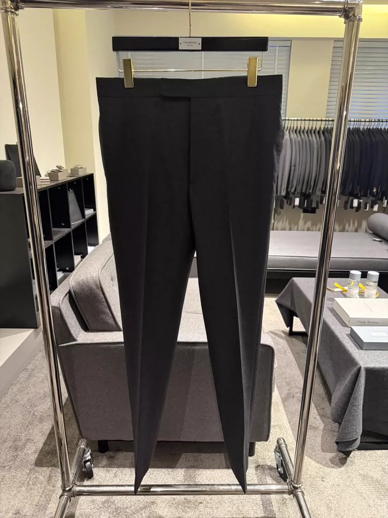 Thom Browne Thom Browne Size 2 Classic solid color trousers 2505-Nexta Size US 30 / EU 46 - 1 Thumbnail