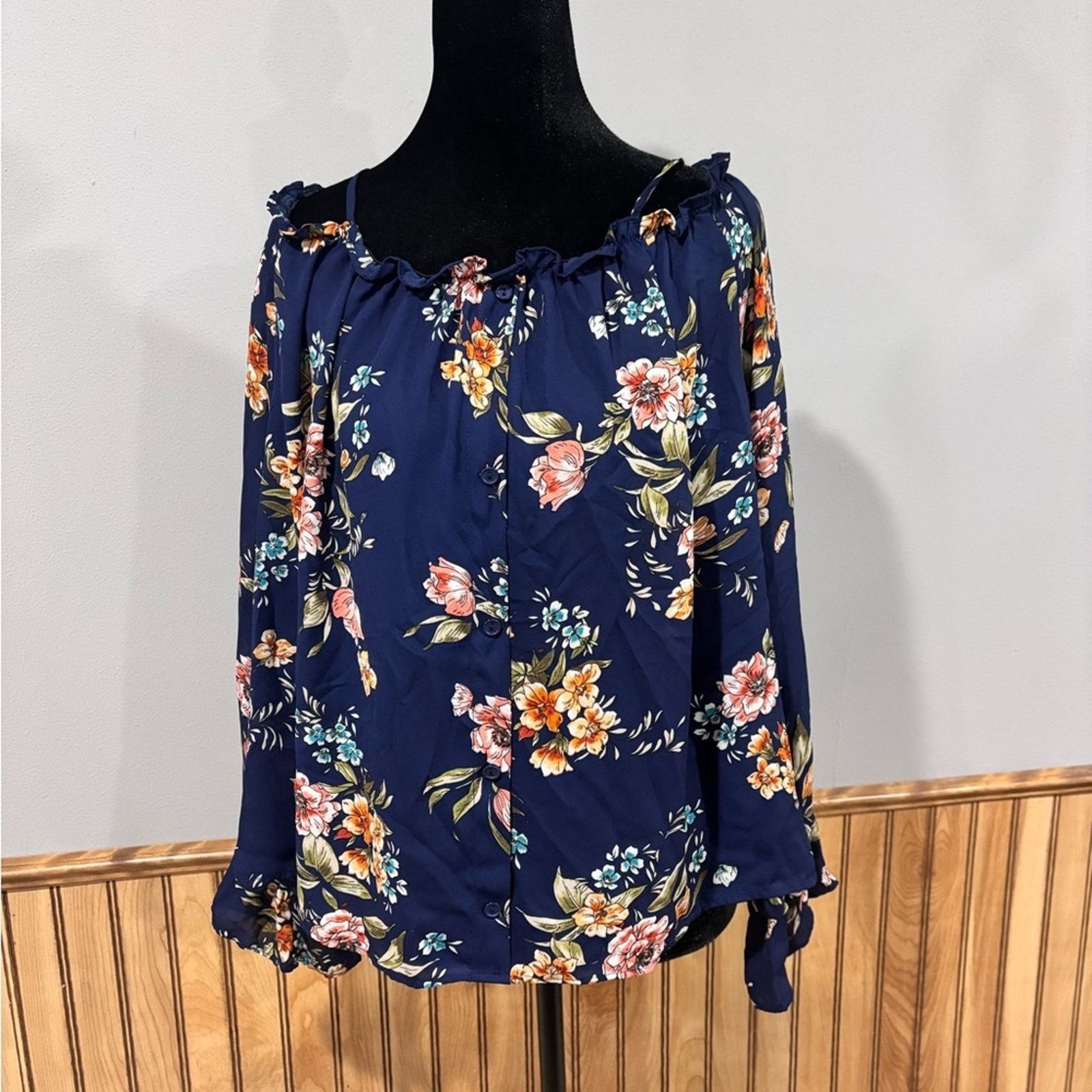 Other Navy Floral Off-Shoulder Blouse Plus Size 2X Size XXL / US 16-18 / IT 52-54 - 4 Thumbnail