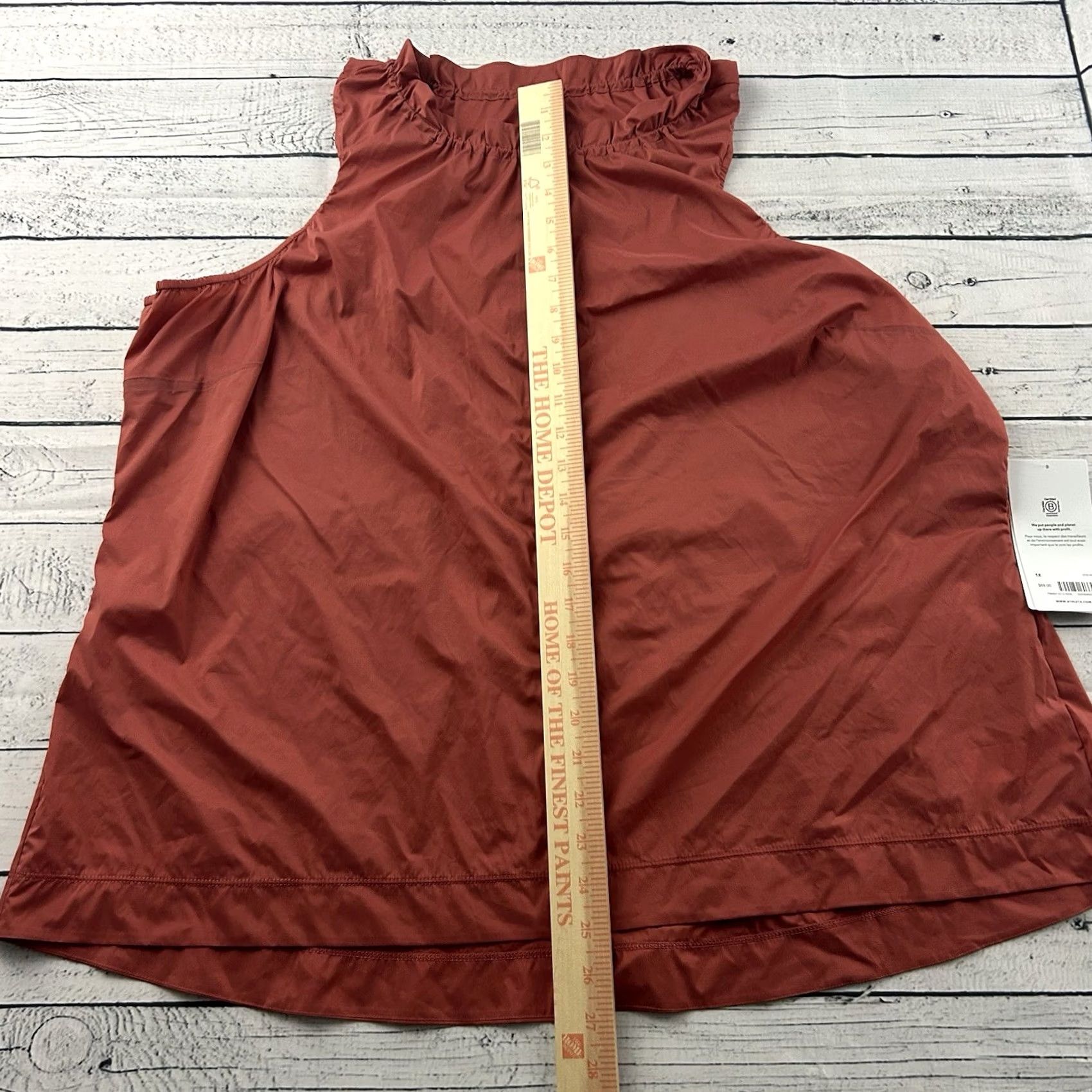 Athleta Athleta Levitate Tank Women's 1X Sleeveless Pink Activewear Shirt Ladies Tank Top Rust Pink 1X Womens Size ONE SIZE - 4 Thumbnail