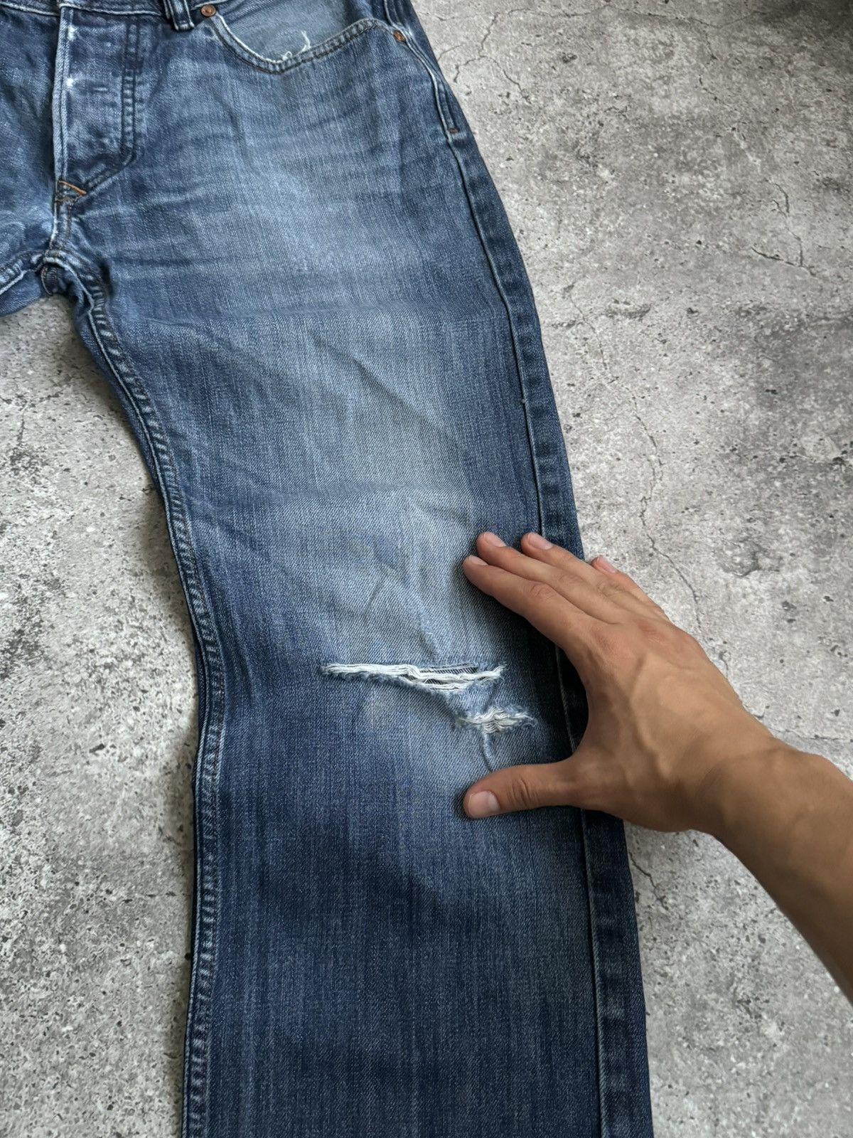 Diesel × Vintage Vintage Diesel Y2K distressed jeans pants Size US 31 - 8 Thumbnail