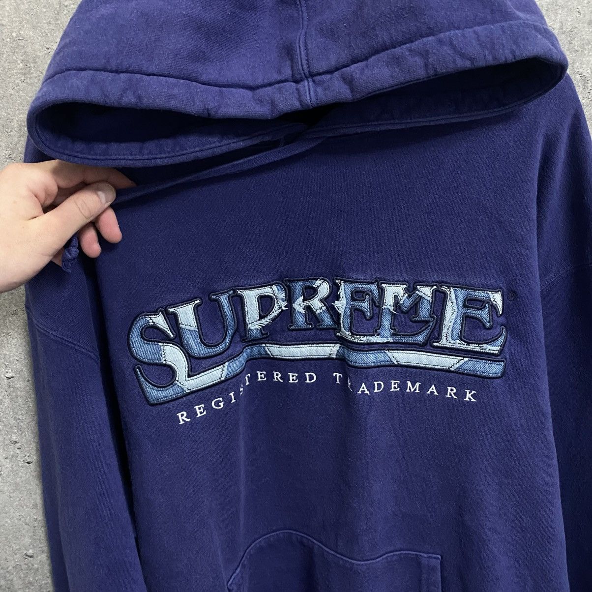Supreme Vintage Supreme hoodie big logo Size US L / EU 52-54 / 3 - 6 Thumbnail