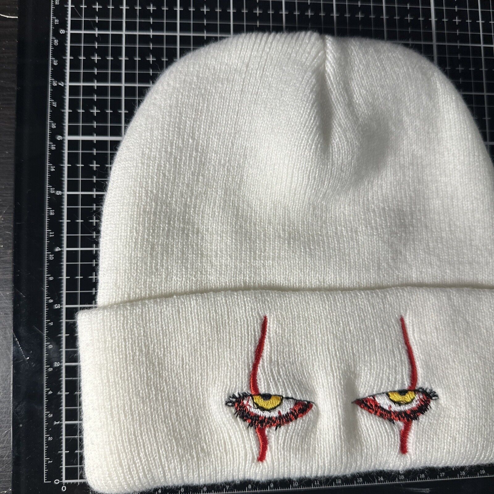 Other IT Pennywise Embroidered Knitted Beanie Scary Stephen King's Size ONE SIZE - 6 Thumbnail
