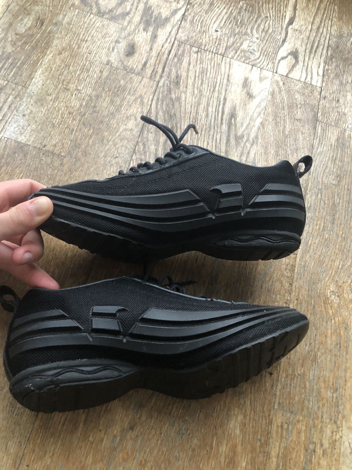 Emporio Armani × Giorgio Armani EMPORIO ARMANI by MIZUNO RARE VINTAGE SNEAKER SHOES Size US 5 / IT 35 - 3 Thumbnail
