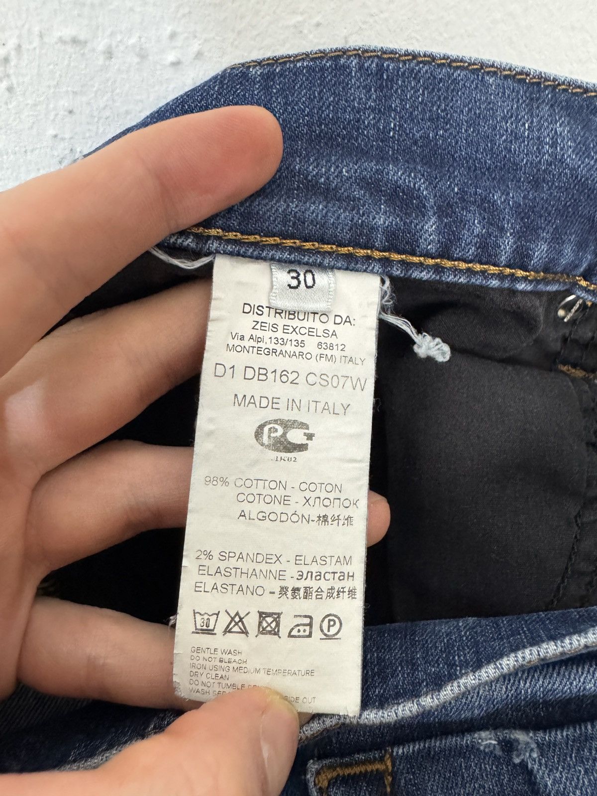 Dirk Bikkembergs Dirk Bikkembergs navy jeans 30 Size US 30 / EU 46 - 9 Thumbnail