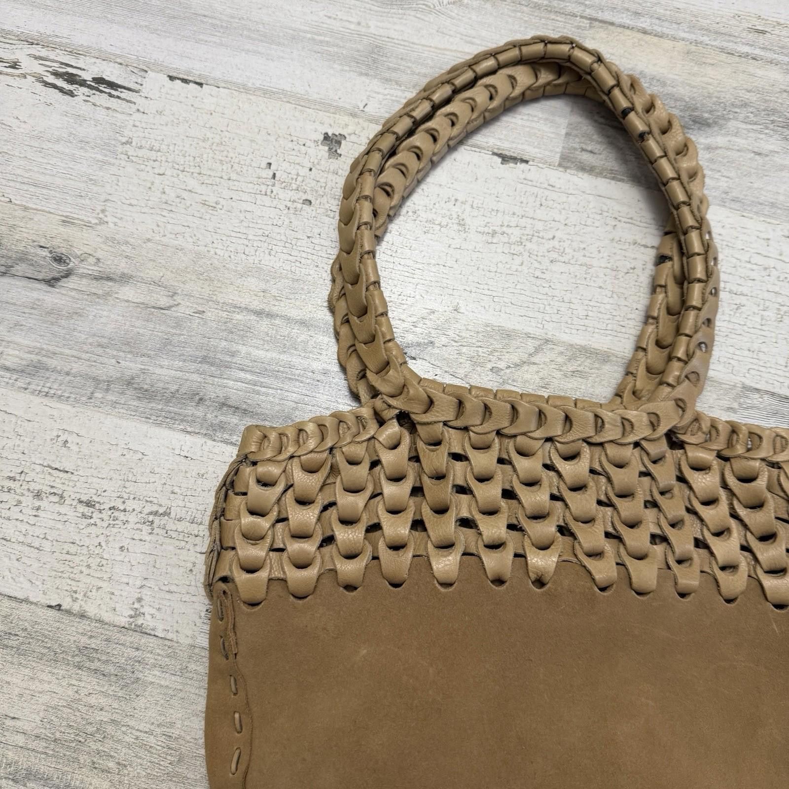 The Unbranded Brand Brazilian Leather Suede Woven Indie Boho Shoulder Bag Size ONE SIZE - 2 Thumbnail